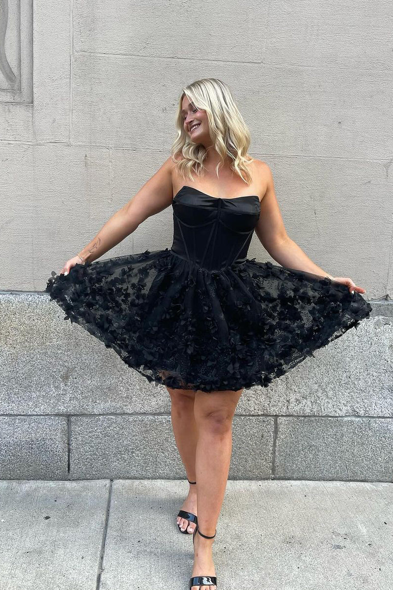 Chelle | Cute A Line Sweetheart Black Lace Short Homecoming Dressees
