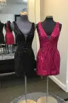Black V-neck Sequins Bodycon Short Homecoming Dress with Open Back(Black,2)
